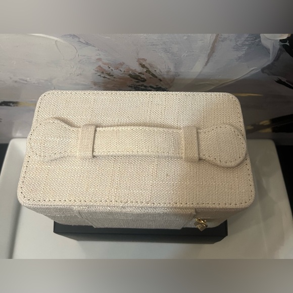 🛍️NIB Chanel GWP Beauté Cream Cosmetic Vanity - Picture 4 of 5